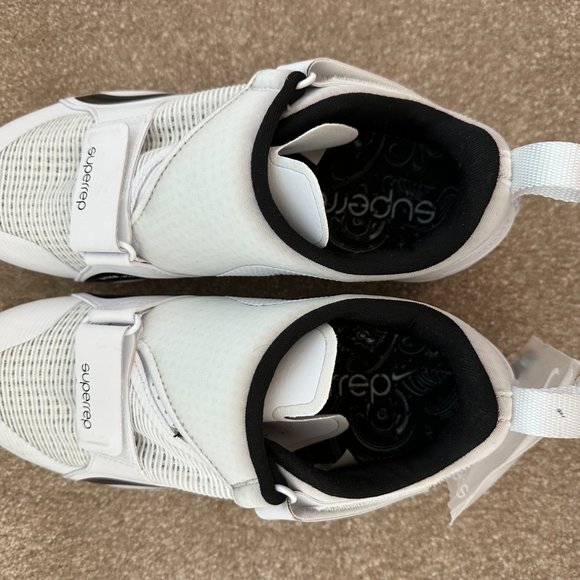 Nike Cycling Shoes - Picture 3 of 4